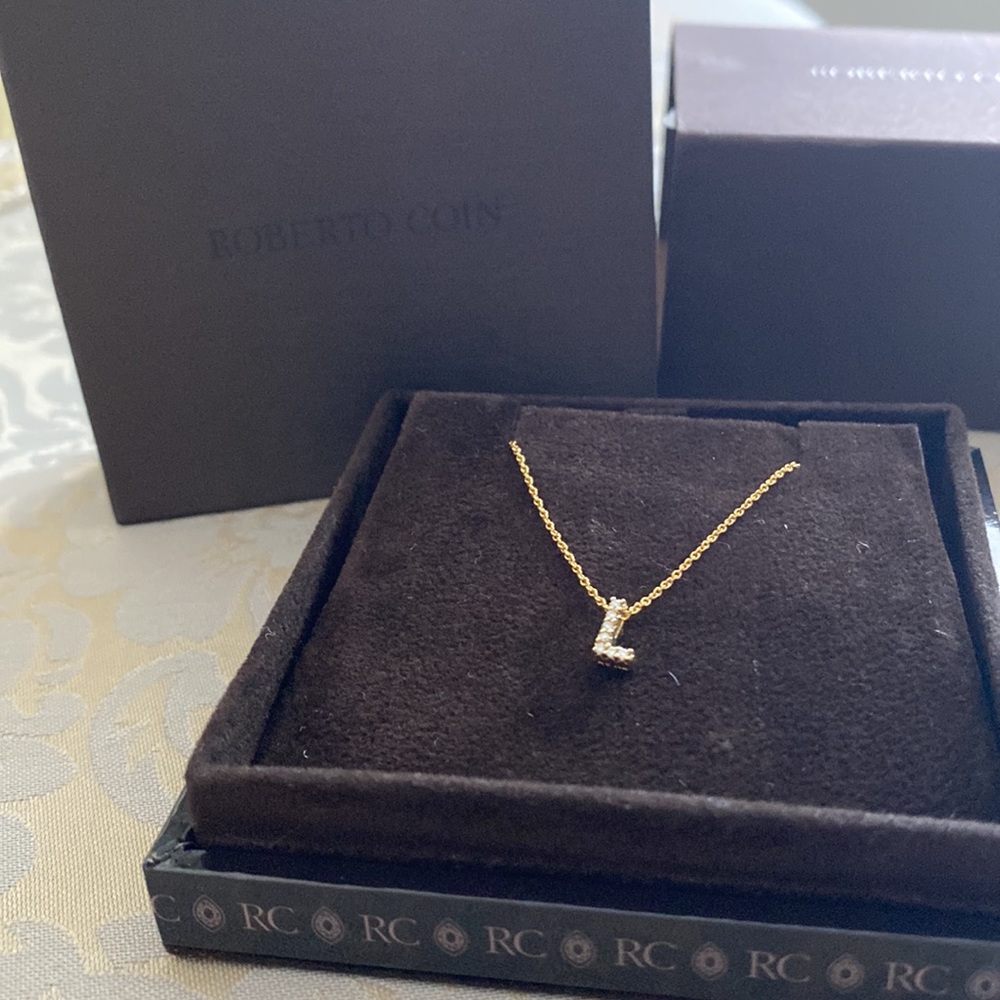Roberto Coin diamond and 18K Gold Initial Necklace